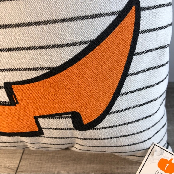 Target Halloween Square Striped Jack O' Lantern Throw Pillow New 14x14" - Picture 13 of 15